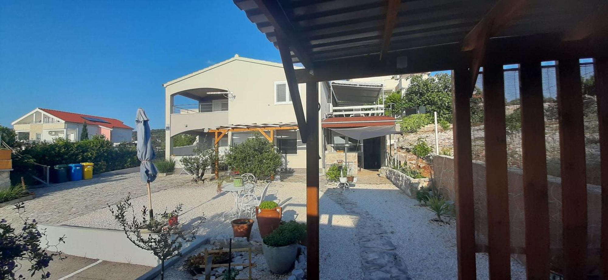 Apartment Mezaroca Rogoznica  Bagian luar foto